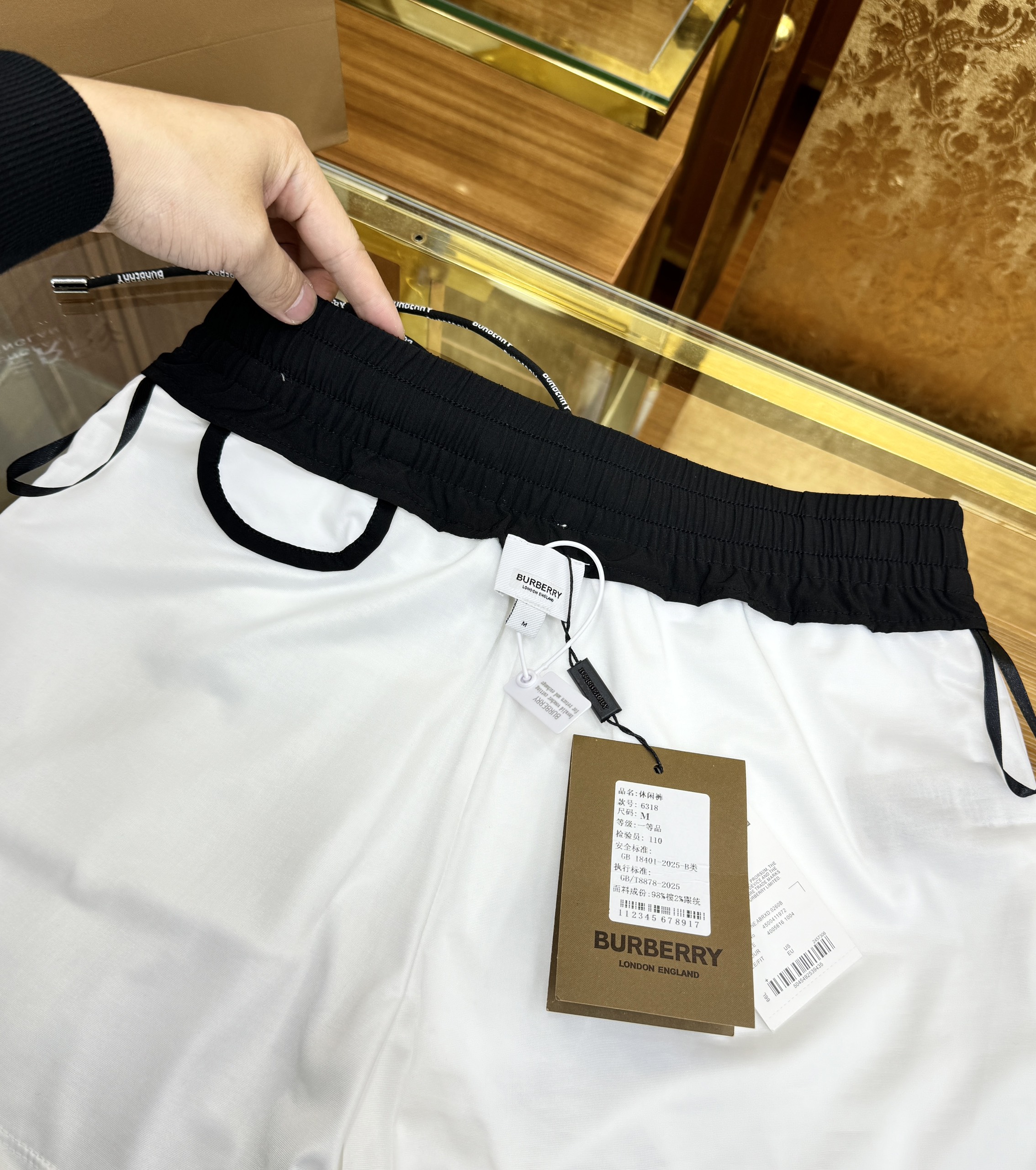 Quần short gió Burberry BBR họa tiết logo TB lính cưỡi ngựa thêu full Like Auth 1-1 on web CD MK